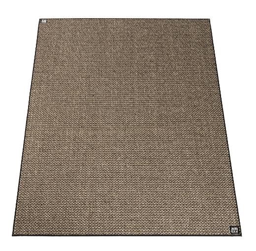 Der Teppich im Lounge besteht aus Kivu-Sisal-Material | Kirami FinVision® Lounge