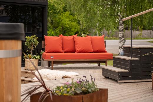 Die Kirami FinVision® -Sofa-Rückenlehne für Sofas gibt Ihnen die Möglichkeit, Ihr Sofa individuell zu platzieren.