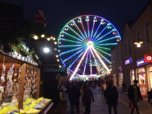 Hot Pot | Foto: Lars Schröer: Beliebt in der Weihnachtszeit, die Weihnachtsmärkte welche in fast jeder Stadt und Dorf zu finden sind. | Kirami