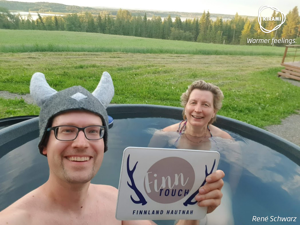 Schauen Sie sich die Live-Sendung aus dem Kirami-Badefass bei Riitta zusammen mit Finnlandblogger René Schwarz  (FinnTouch.de) an | Kirami