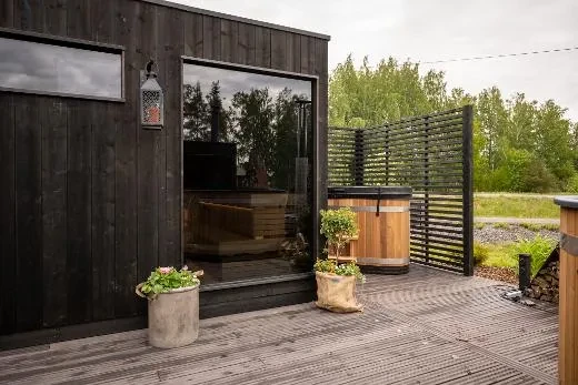 Kirami FinVision® -Umkleidekabine S Misty verbunden mit Misty Sauna