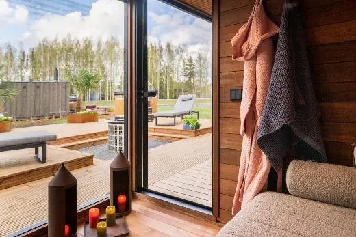 Kirami FinVision® -lounge M Misty - Atmosphäre wie in einem Garten.