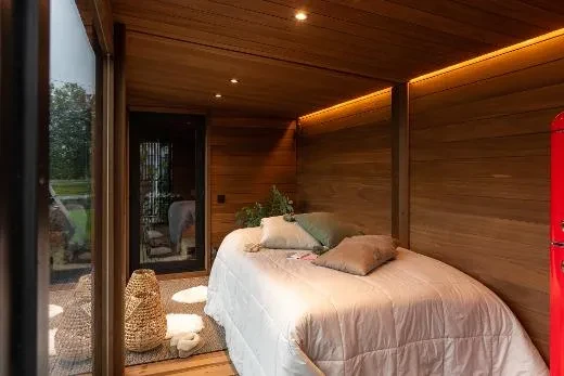 Mit einem Bett dekorieren | Kirami FinVision® -Lounge XL