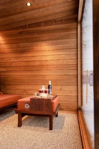 Kirami FinVision® -Sofagarnitur bringt Wärme in die Lounge