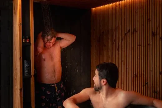 Außendusche auf der Terrasse | Kirami FinVision® Annex