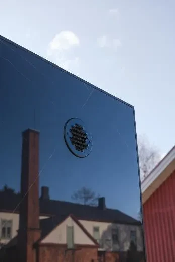 Kirami FinVision® -sauna M Zero (GlowBlack and CoralWhite)_Solarsystem model