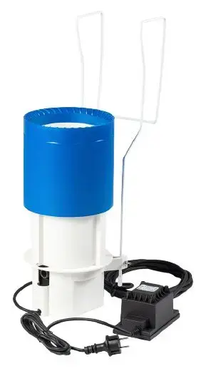 Kartuschenfilter für die Wasserreinigung des Badefasses.