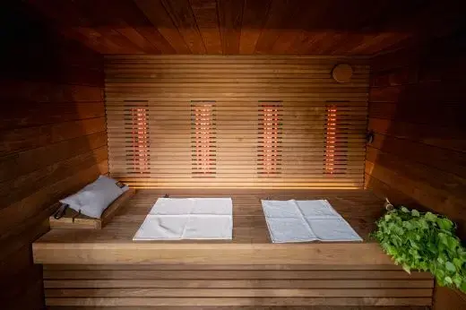 Kirami FinVision® -Sauna M Misty  - moderne Außensauna.